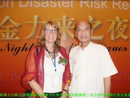 陈胜利博士留影