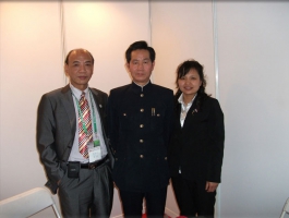 陈胜利博士与郑秘书长